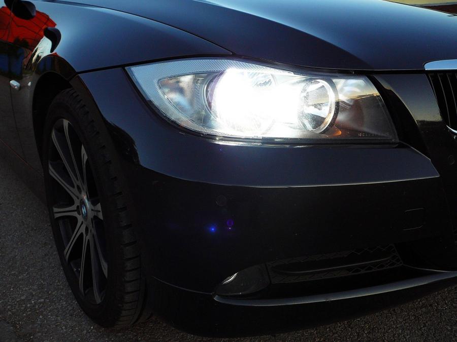  BMW 320d 2007 года  (фото 2 из 15)